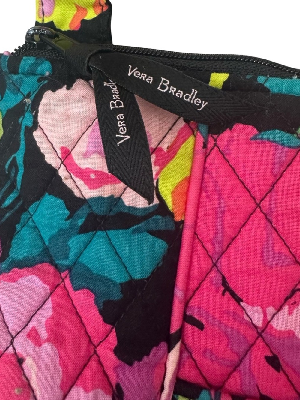 Vera Bradley "Hilo Meadow" Quilted Bold Multicolor Floral Crossbody Purse - Picture 4 of 6